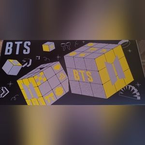 BTS Random Box